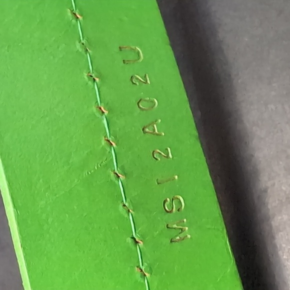 F&H by Fullum & Holt Unisex Purple/ Green Leather Belt,Size 38/95 - Picture 7 of 9